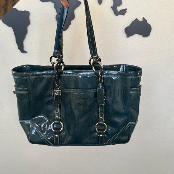 Coach gallery tote bag, sexy, shiny, teal green with blue lining patent leather - Picture 1 of 14